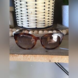 Burberry Sunglasses. 100% Authentic